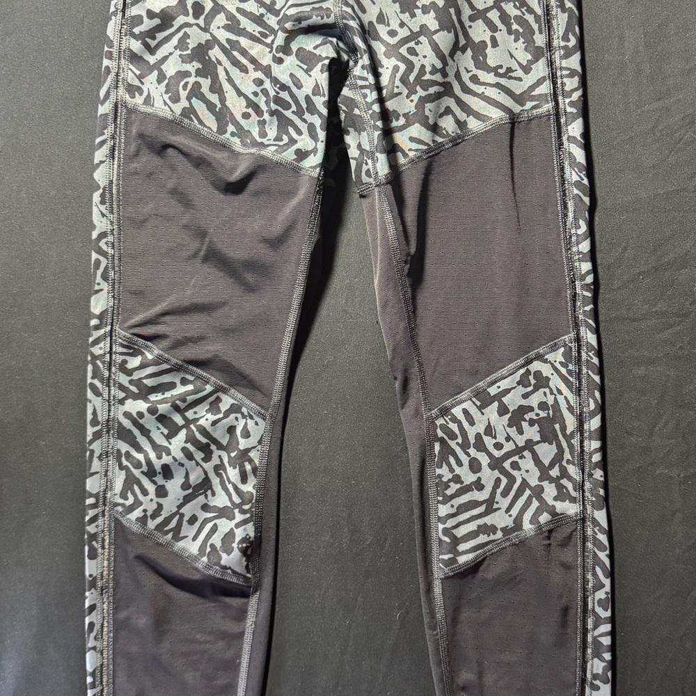Lululemon Animal Print Black and Gray Patterned Leggings